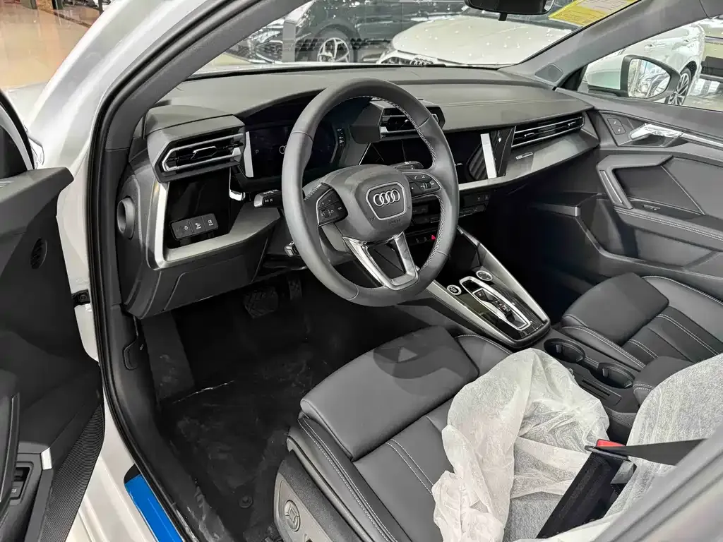 Audi A3 — фото 2
