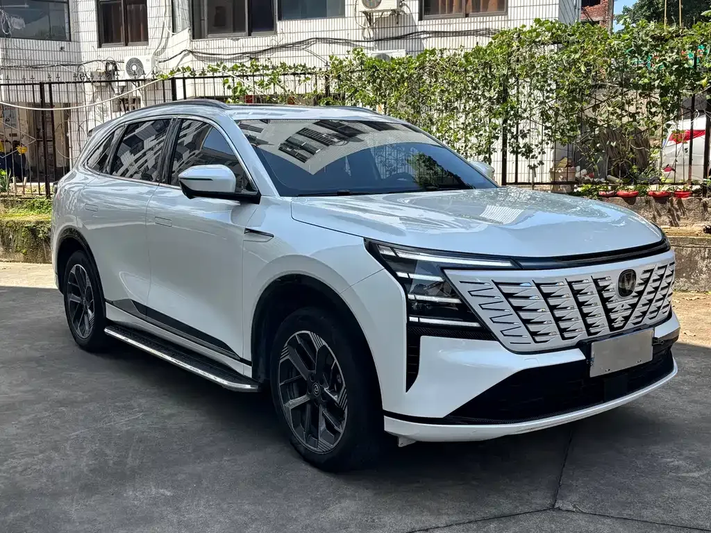 Changan CS75PLUS — фото 8