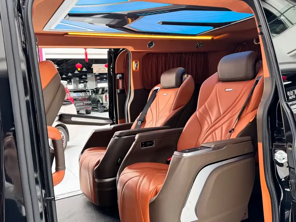 Ford Transit 2024 из CN, фото 8