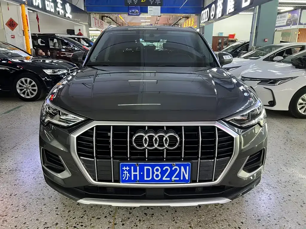 Audi Q3 — фото 6