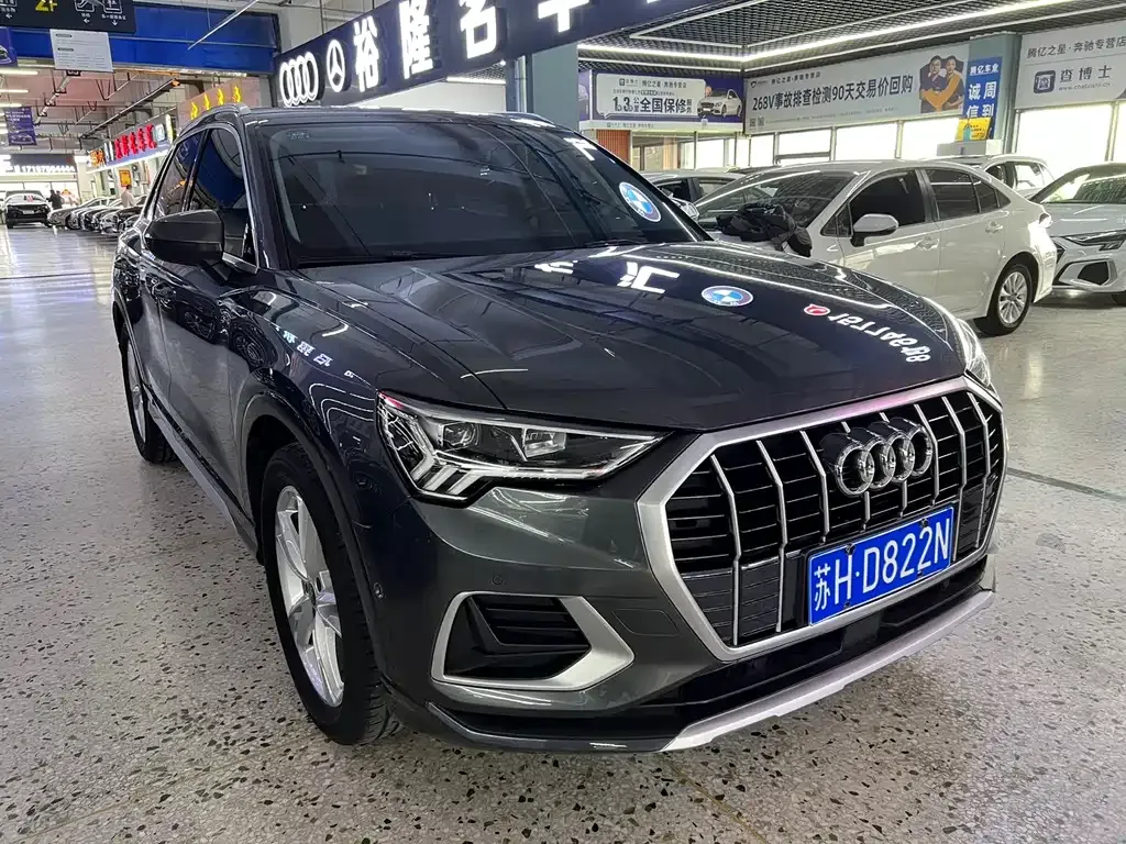 Audi Q3 — фото 5