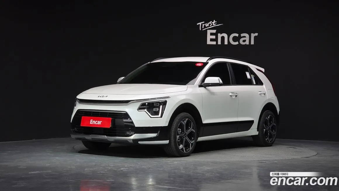 Kia Niro — фото 1