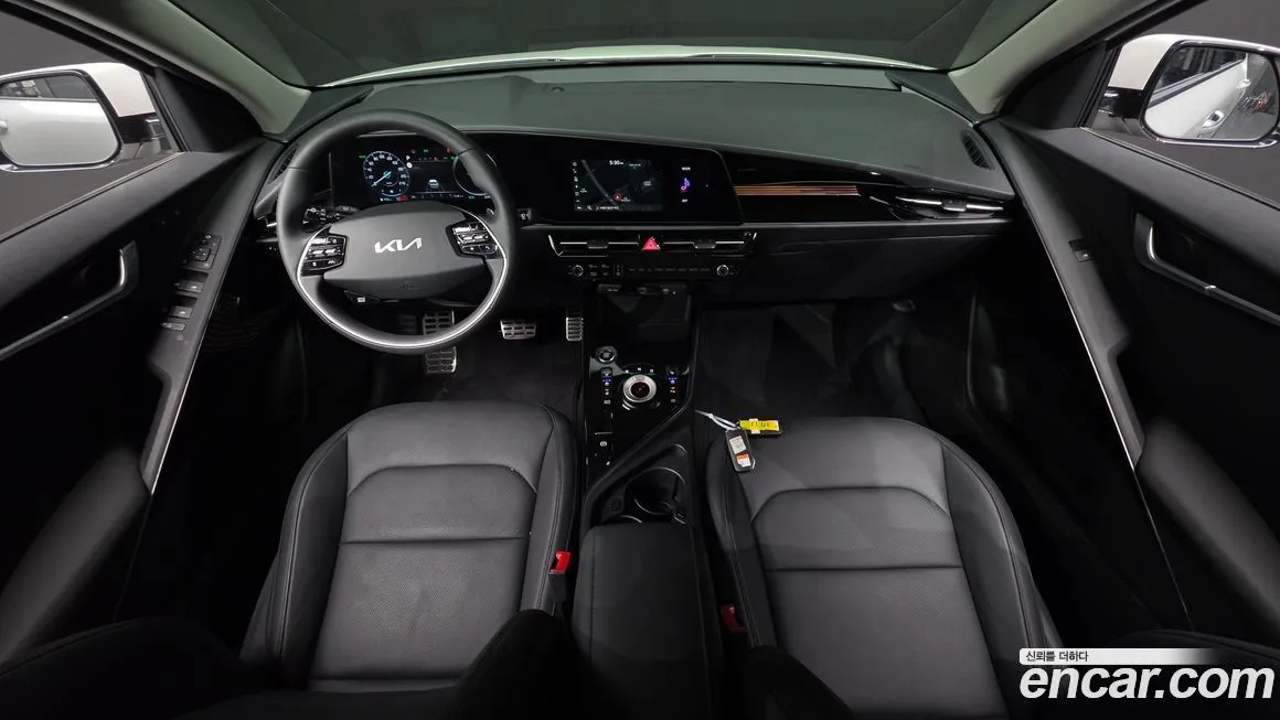 Kia Niro — фото 10
