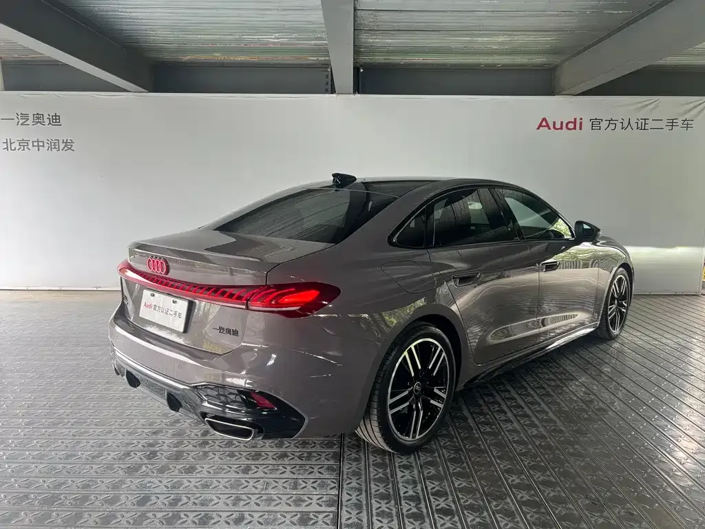 Audi A5L — фото 10