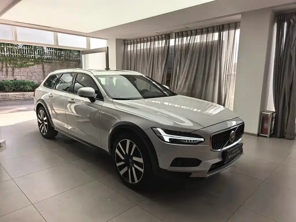 Volvo V90 — фото 6
