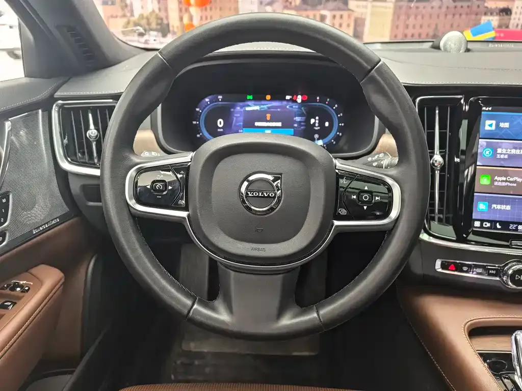 Volvo V90 — фото 4