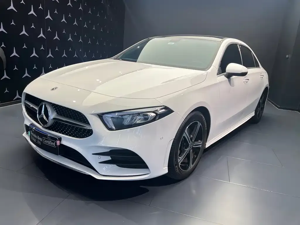 Mercedes-Benz A-Class — фото 1