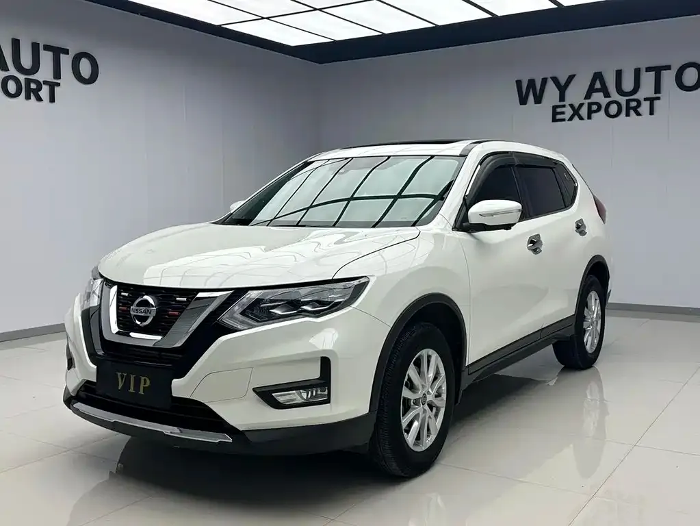 Nissan X-Trail — фото 1