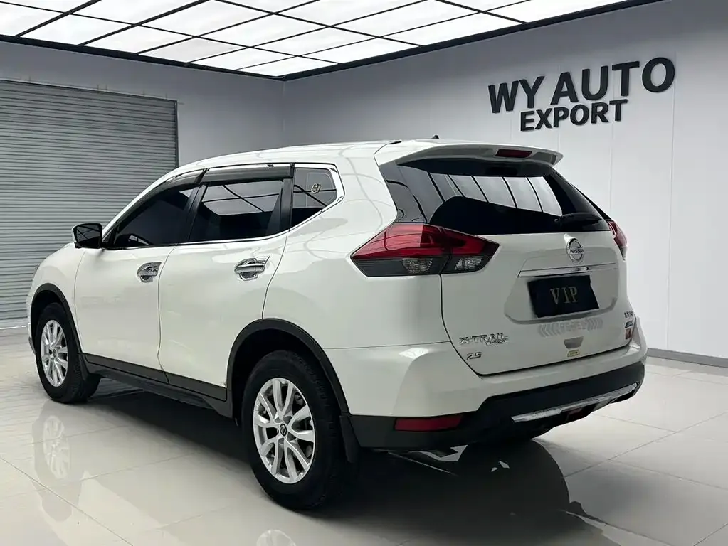 Nissan X-Trail — фото 10