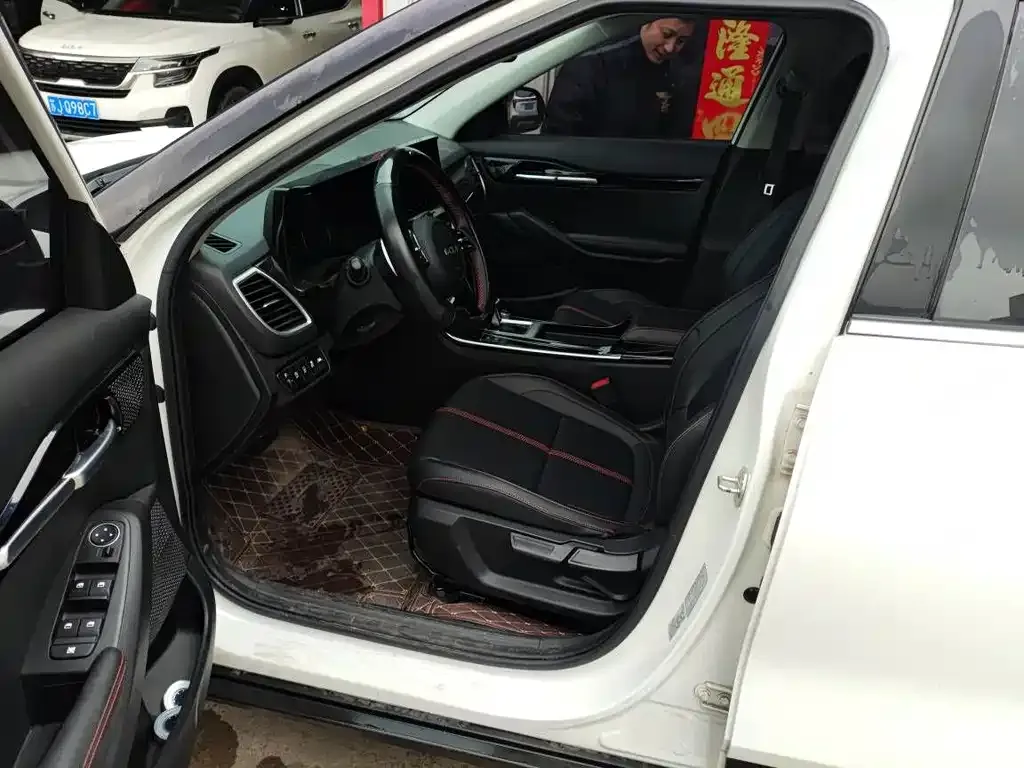Kia KX3 — фото 3