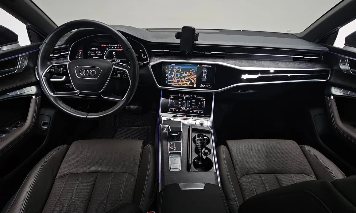 Audi A7 — фото 7