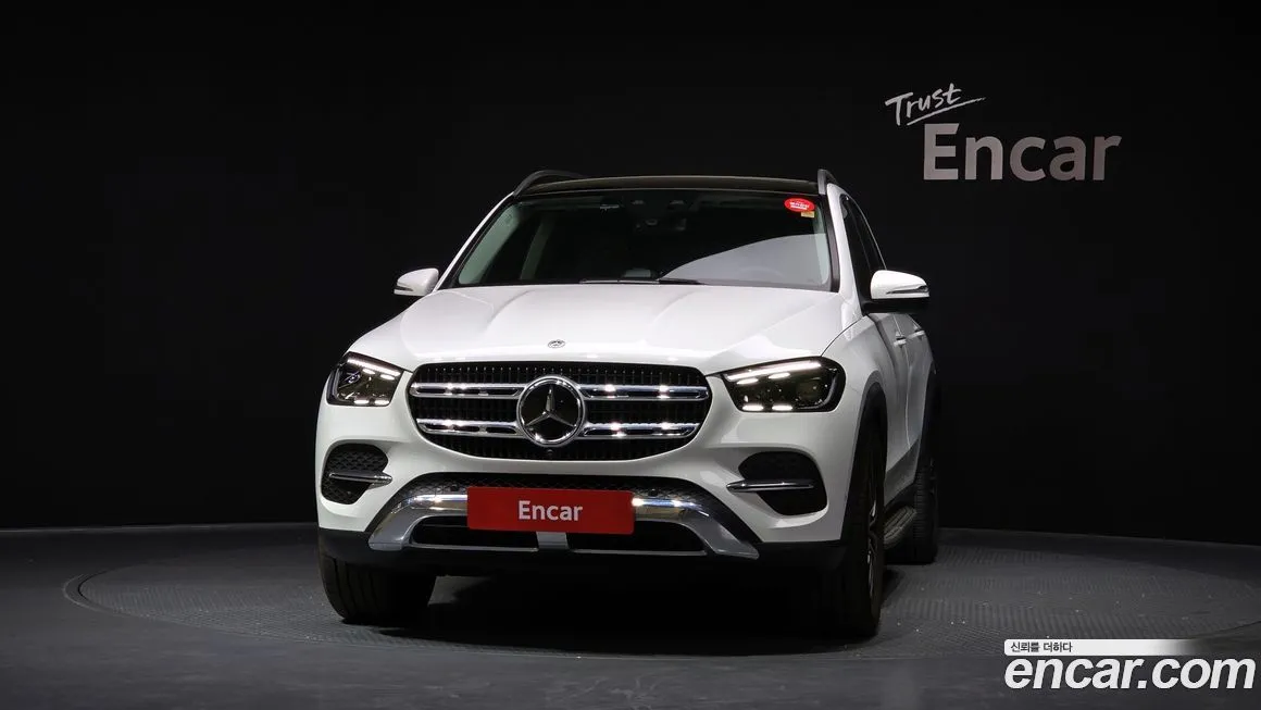Mercedes-Benz GLE-Class — фото 6