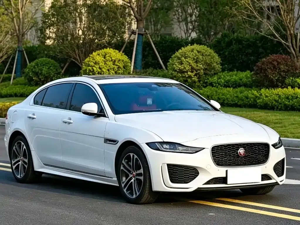 Jaguar XEL — фото 2