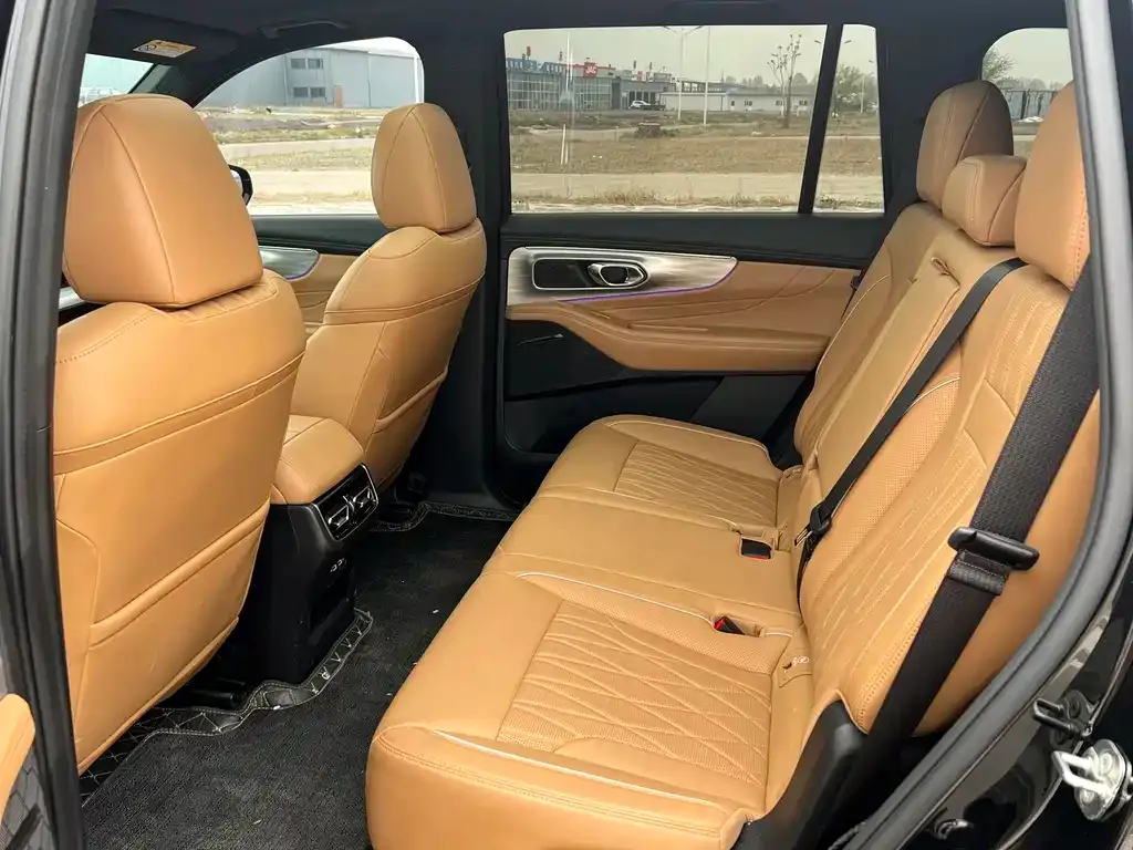 GAC Motor Trumpchi GS8 — фото 3