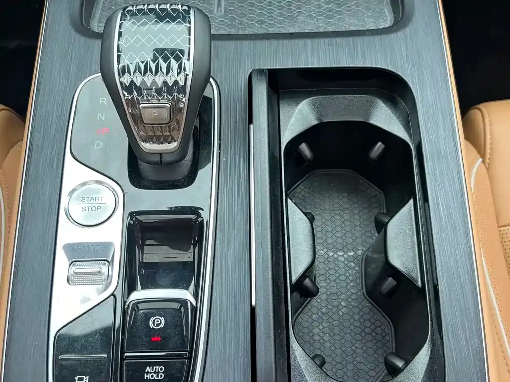 GAC Motor Trumpchi GS8 — фото 8