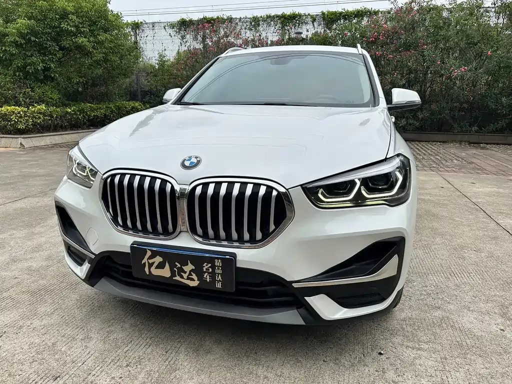 BMW X1 2021 из CN, фото 8