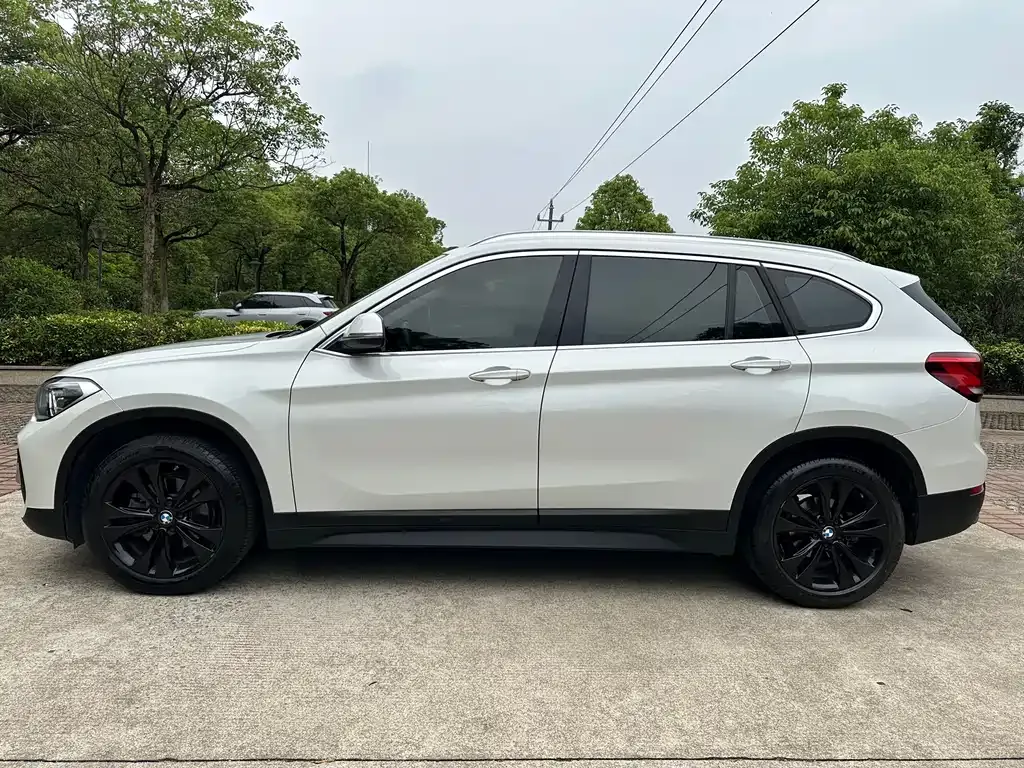 BMW X1 2021 из CN, фото 4
