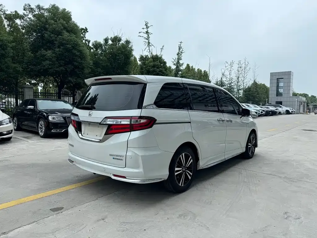 Honda Odyssey 2021 из CN, фото 2