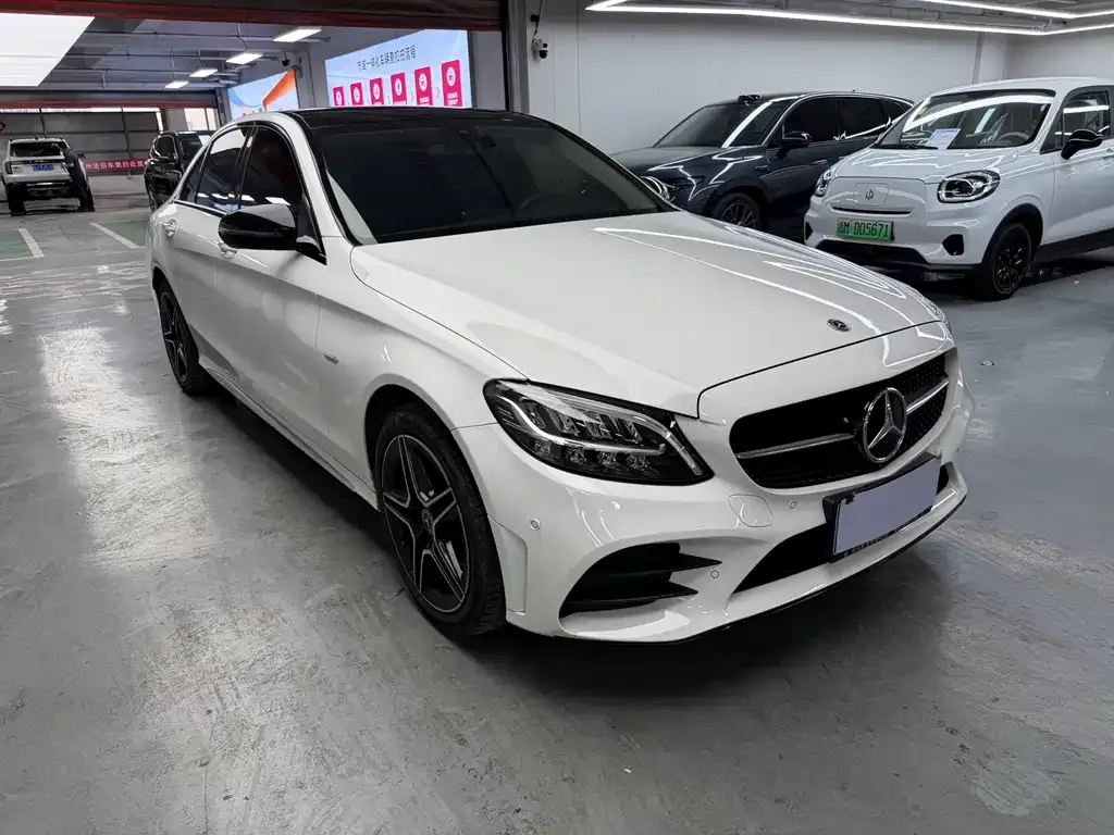 Mercedes-Benz C-Class — фото 10