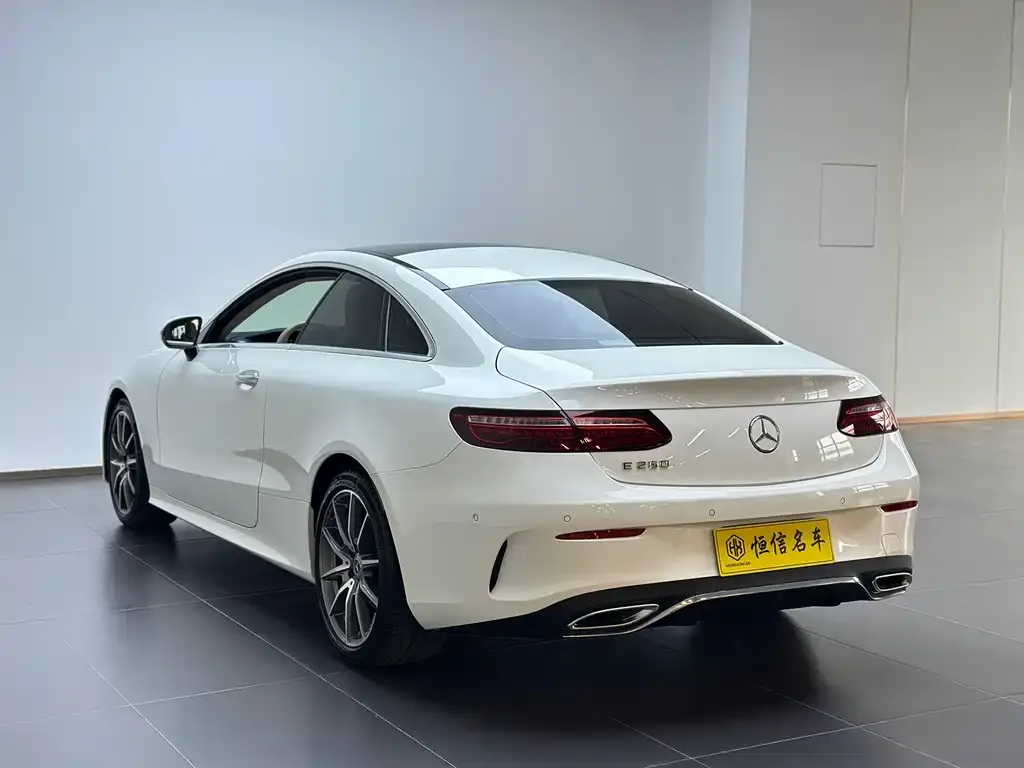 Mercedes-Benz E-Class (Import) — фото 6