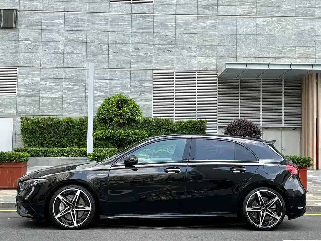 Mercedes-Benz A-Class AMG (Import) — фото 9