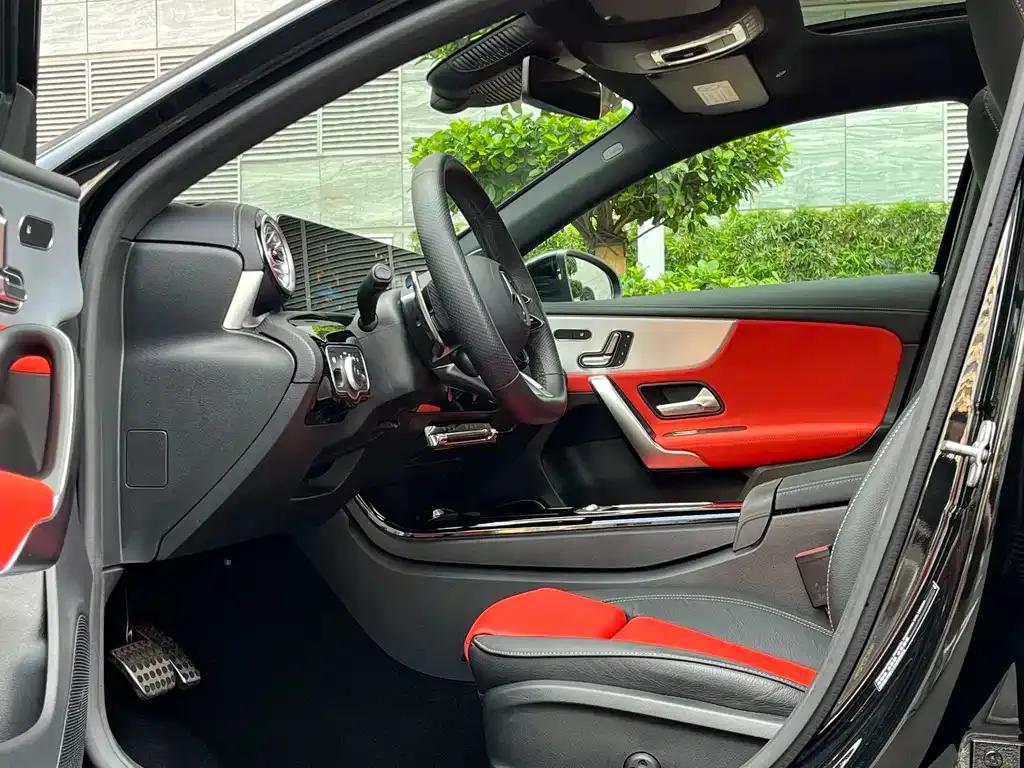 Mercedes-Benz A-Class AMG (Import) — фото 4