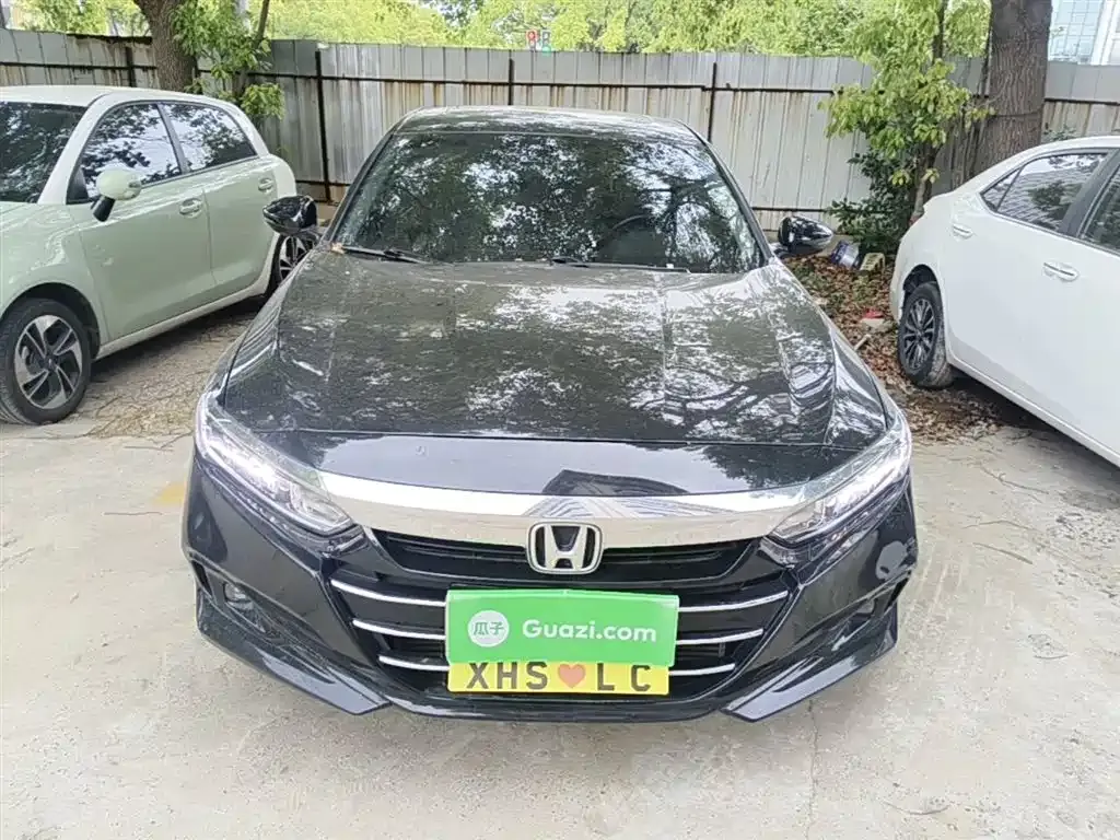 Honda Accord — фото 9