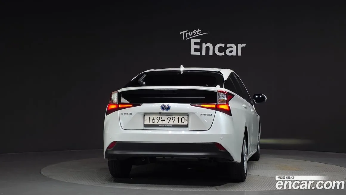 Toyota Prius 2022 из KR, фото 4