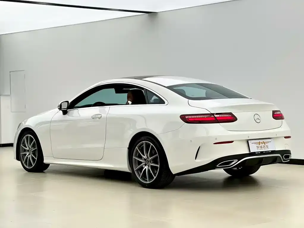 Mercedes-Benz E-Class (Import) — фото 2