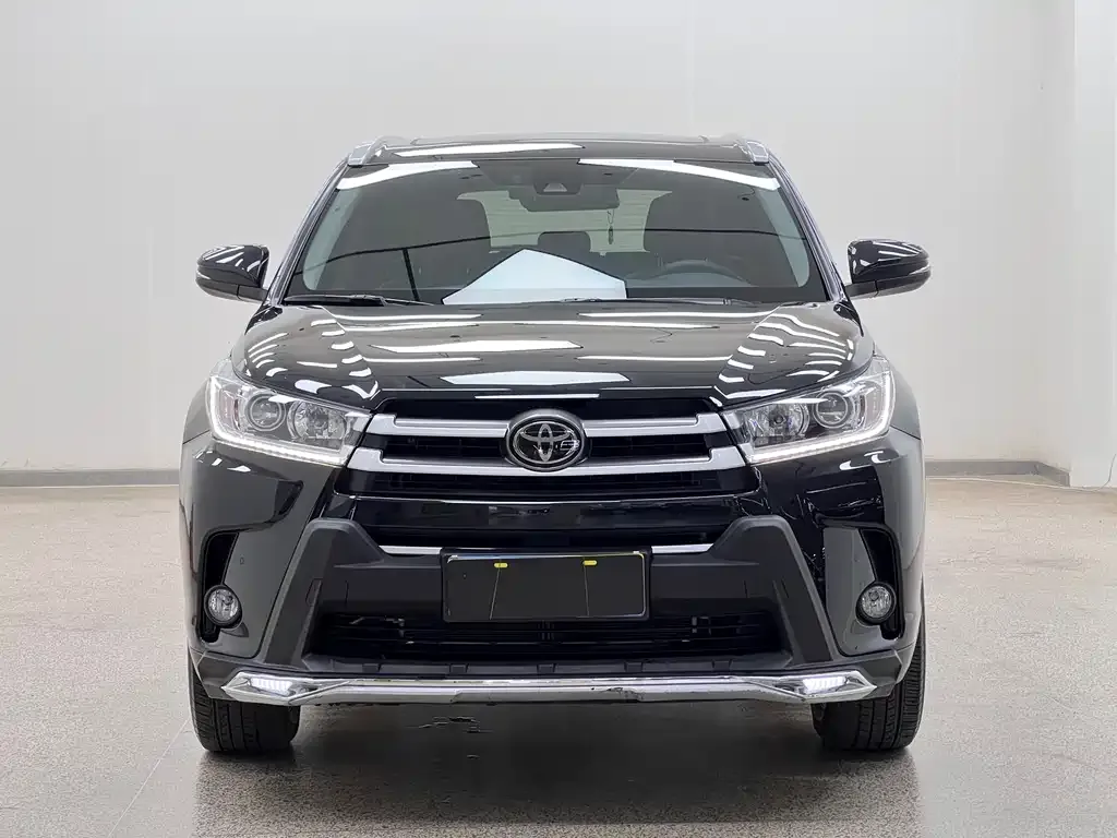 Toyota Highlander — фото 5
