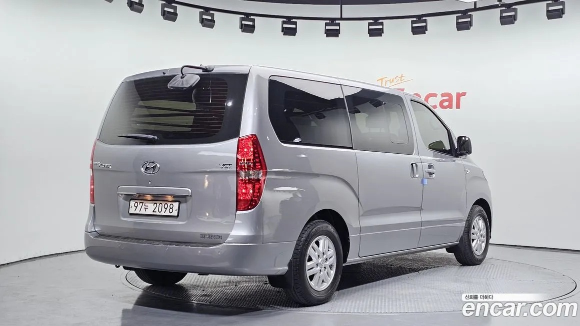 Hyundai Starex 2021 из KR, фото 3