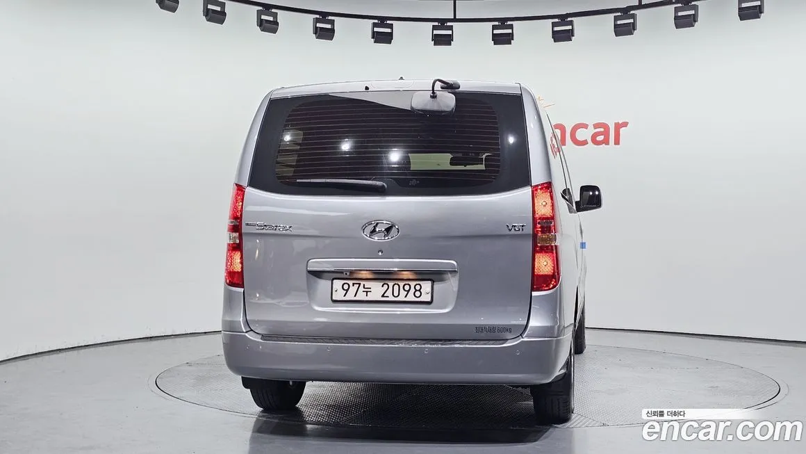 Hyundai Starex 2021 из KR, фото 2