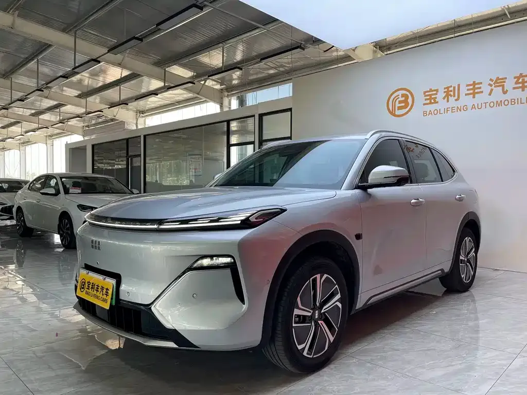 Geely Galaxy Xingjian 7 — фото 1