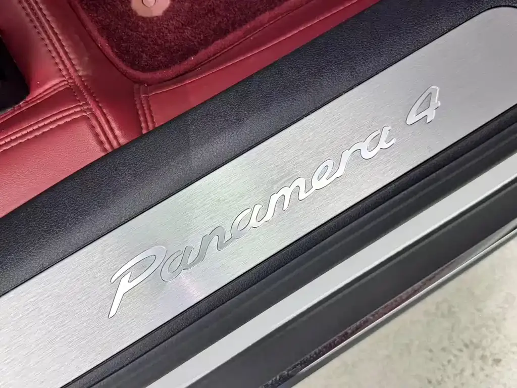 Porsche Panamera — фото 10