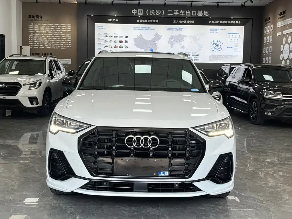 Audi Q3 — фото 4