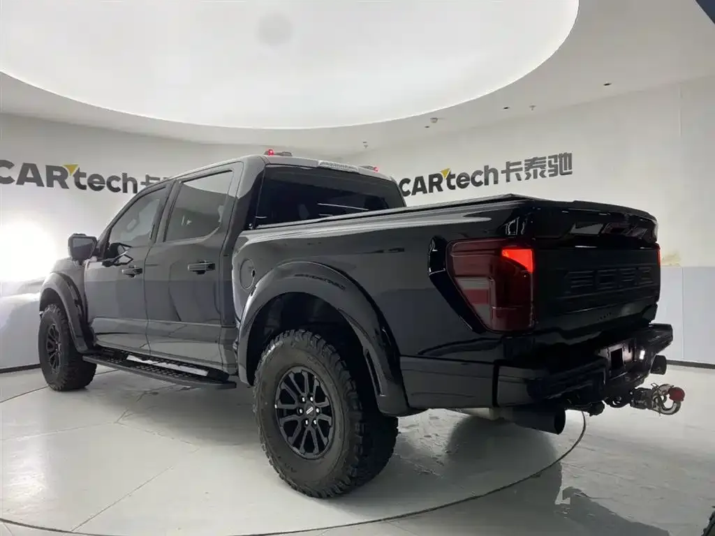 Ford F-150 Raptor — фото 9