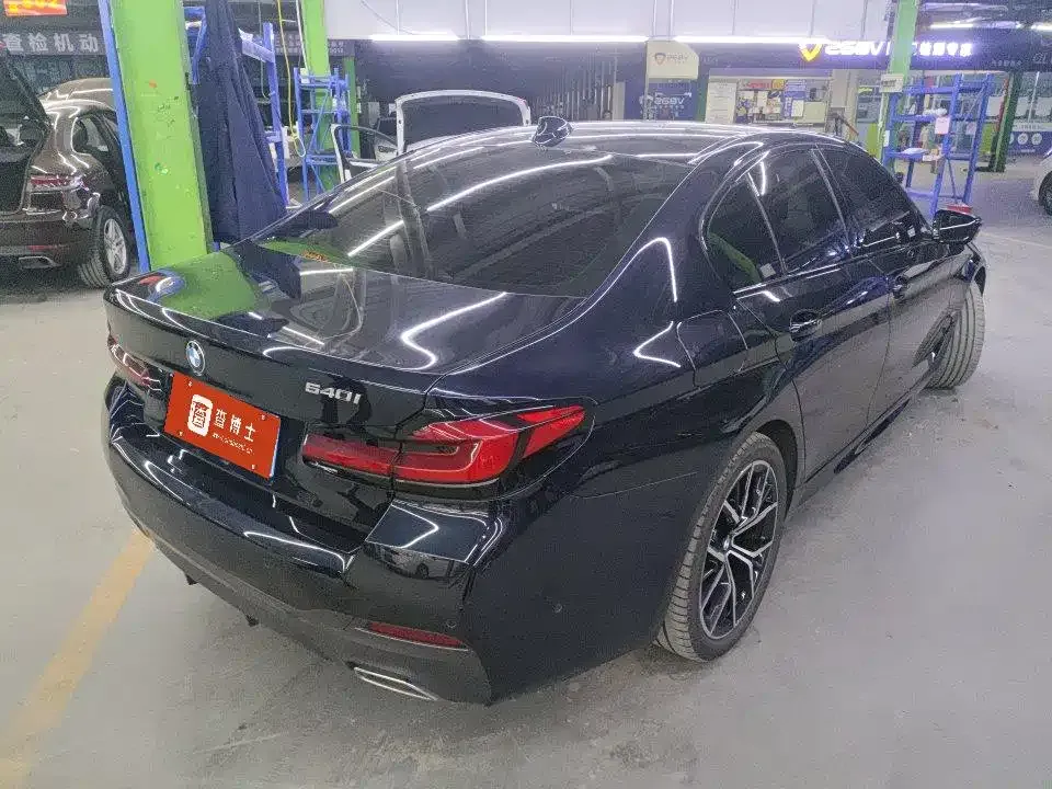 BMW 5 Series (Import) 2022 из CN, фото 3