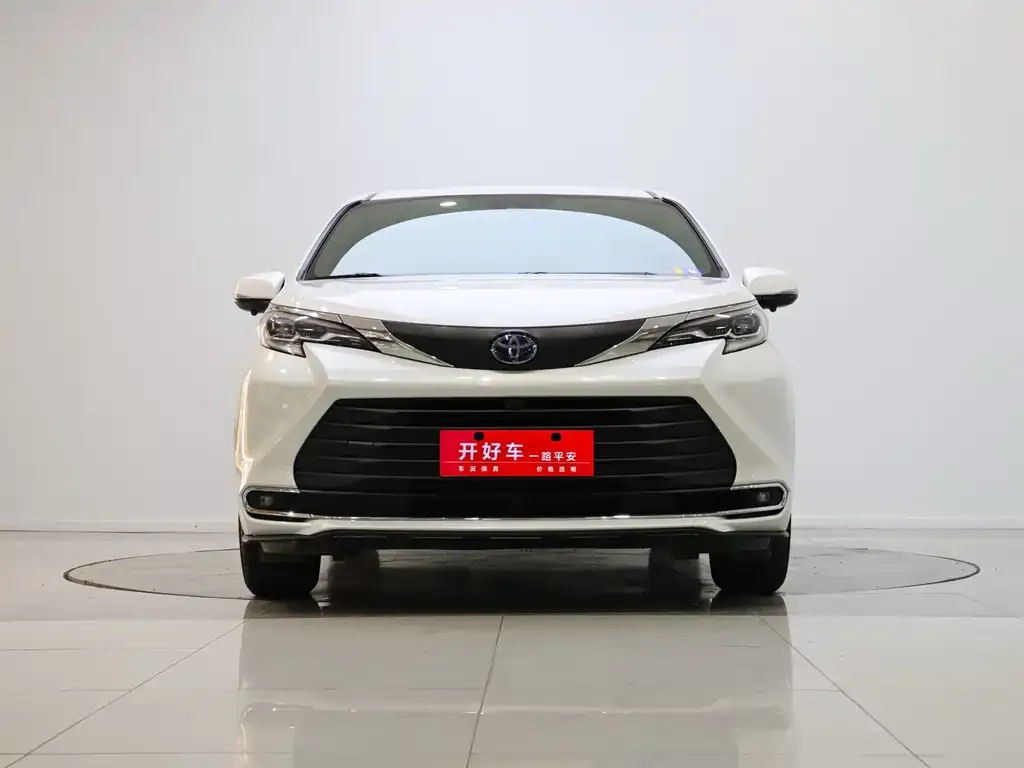 Toyota Sienna 2023 из CN, фото 9