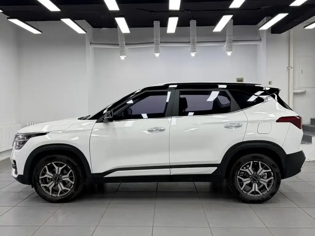 Kia KX3 2022 из CN, фото 3