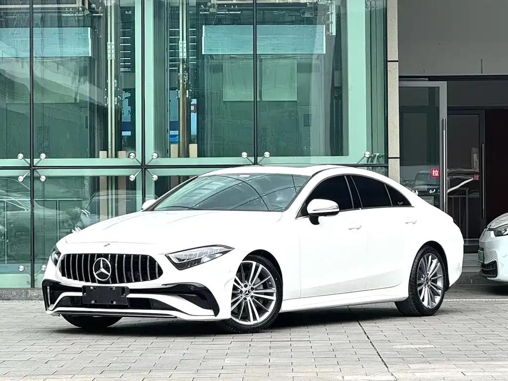 Mercedes-Benz CLS — фото 1