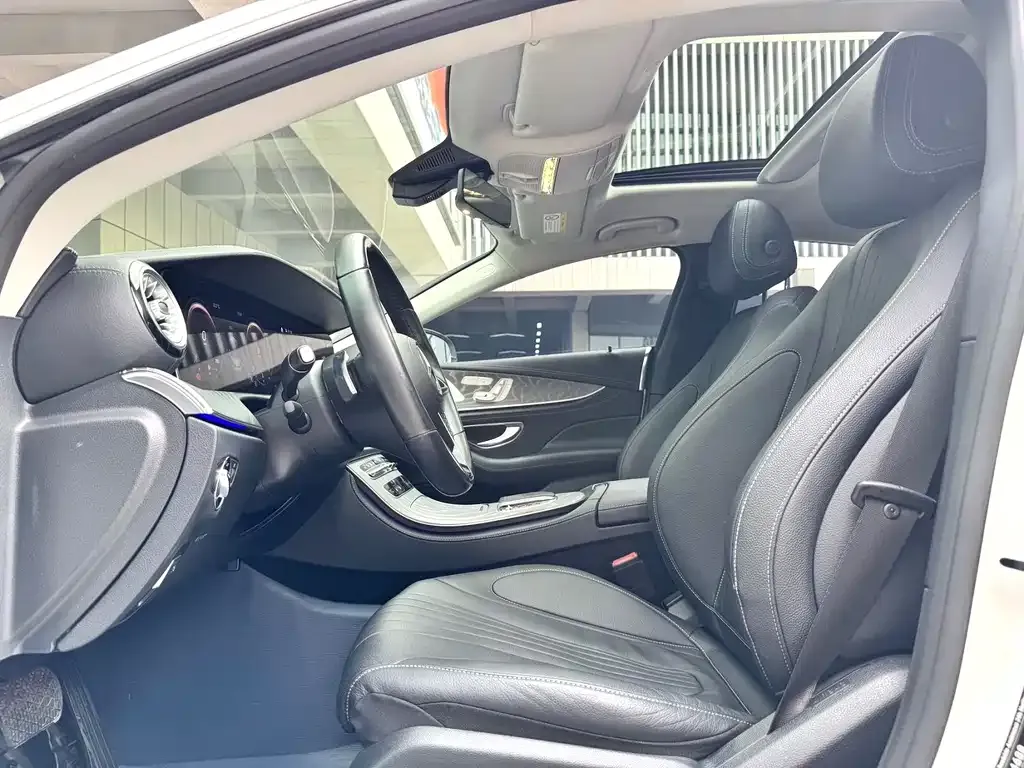Mercedes-Benz CLS — фото 5
