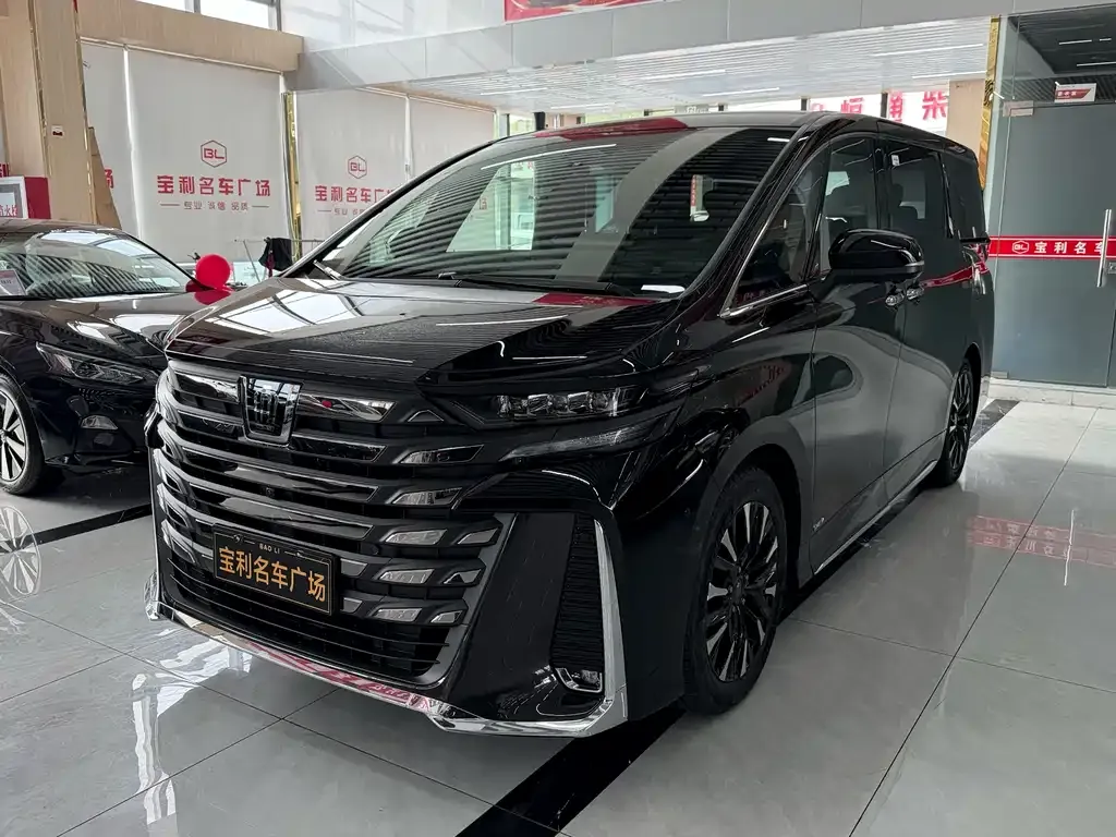 Toyota Vellfire — фото 5
