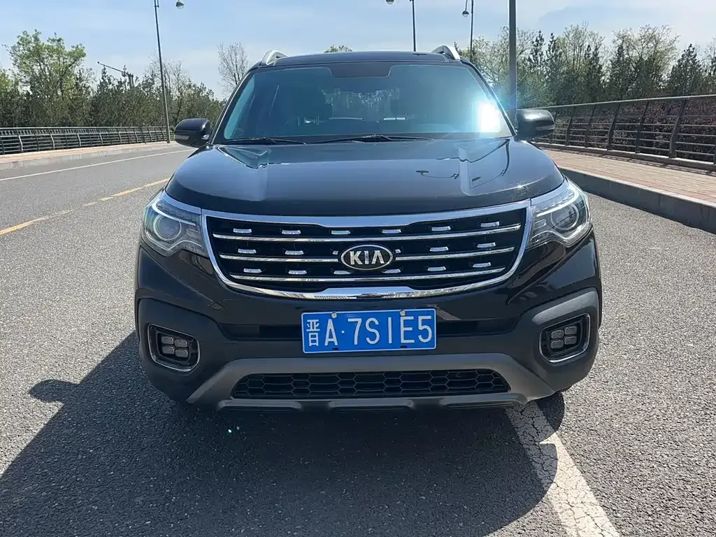Kia Sportage — фото 6