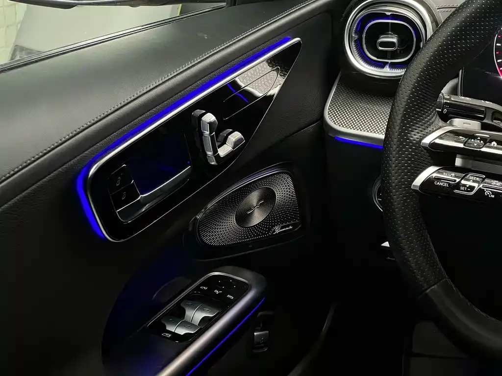 Mercedes-Benz C-Class — фото 9
