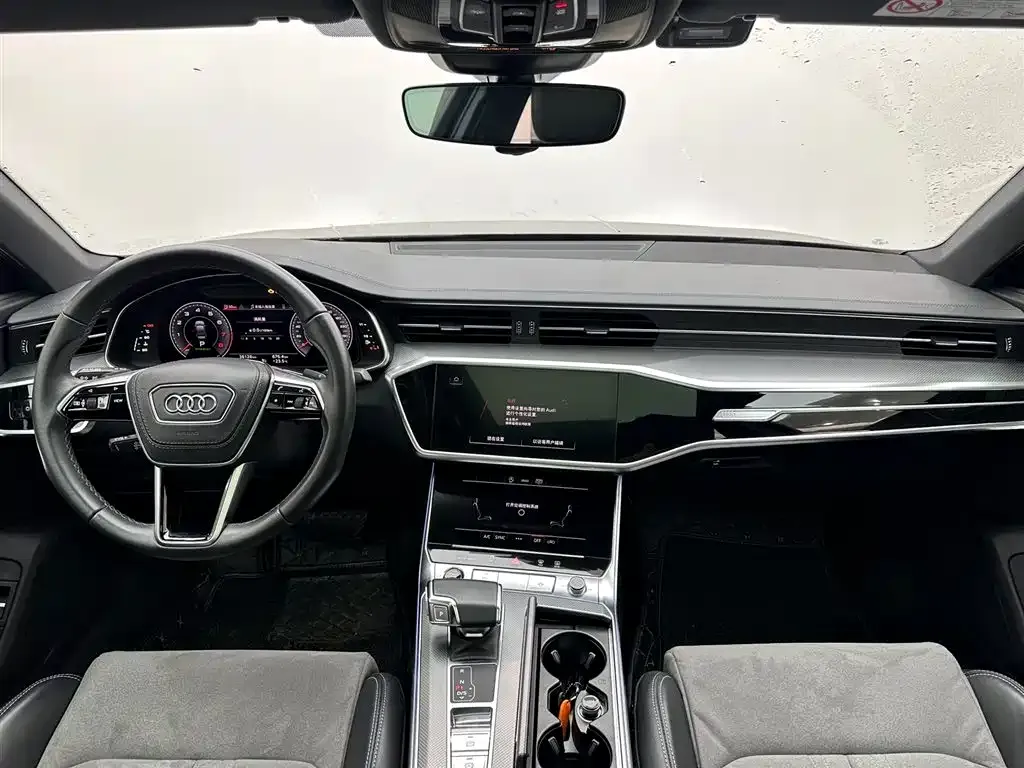 Audi A6L — фото 7