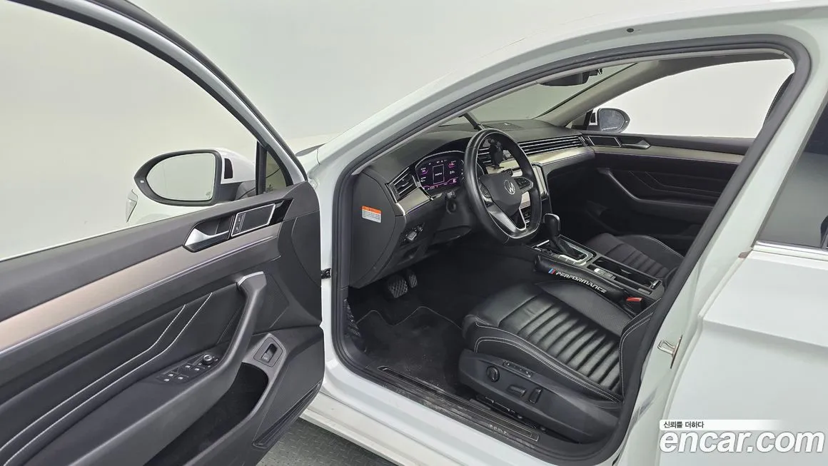 Volkswagen Passat — фото 7