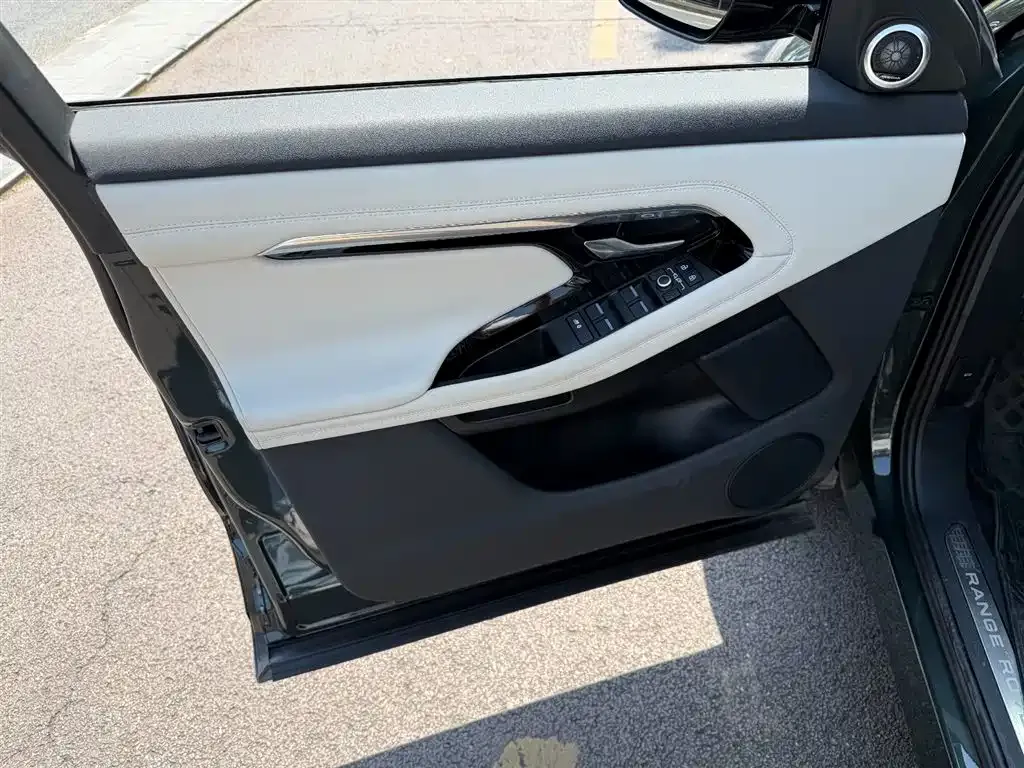 Land Rover Evoque — фото 3