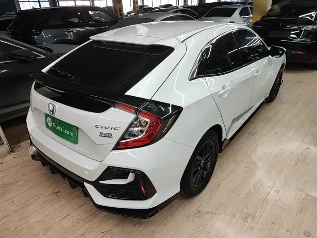 Honda Civic — фото 8