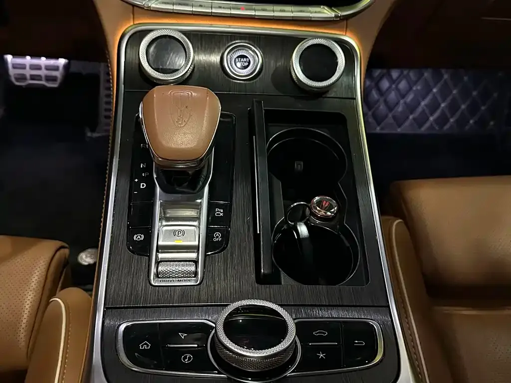 Hongqi H9 2023 из CN, фото 2