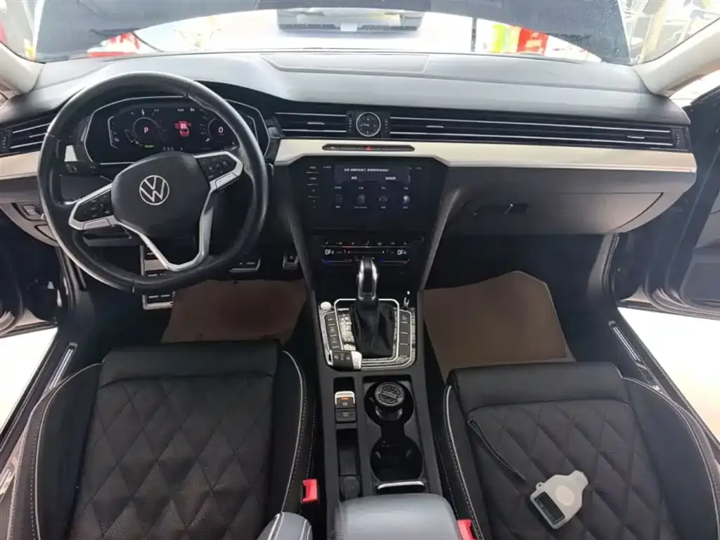 Volkswagen Magotan GTE PHEV 2023 из CN, фото 7